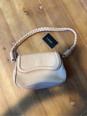 Forever 21 Beige Braided-Handle Shoulder Bag